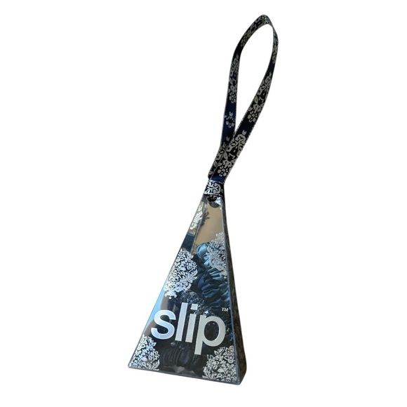 Slip Pure Silk Mayfair Scrunchie Ornament - BRAND NEW - Picture 1 of 5